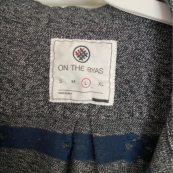 Long sleeve - Picture 2 of 3